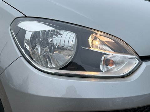 Volkswagen Up MOVE UP BLUEMOTION TECHNOLOGY 17