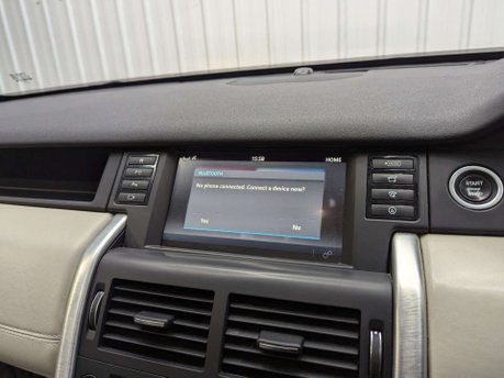 Land Rover Discovery Sport 2.0 Discovery Sport Luxury HSE TD4 Auto 4WD 5dr 92