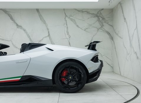 Lamborghini Huracan Spyder LP 640-4 PERFORMANTE 42
