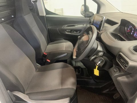 Peugeot Partner BLUEHDI PROFESSIONAL PREMIUM PLUS L1 16