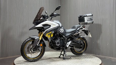 Voge DS 2025 ONLY 3K PANNIERS SCREEN ADVENTURE BIKE A2 READY 5