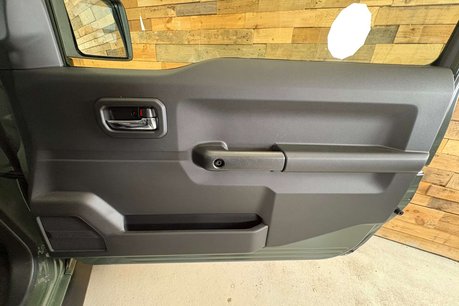 Suzuki Jimny SUZUKI JIMNY 1.5 SZ5 SUV 3dr Petrol Auto ALLGRIP Euro 6 (101 ps) 70