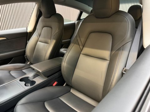 Tesla Model 3 Standard Range Plus Auto RWD 4dr 45