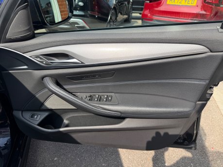 BMW 5 Series 520D M SPORT TOURING 29