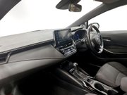 Toyota Corolla 1.8 VVT-h GPF Icon Tech Touring Sports 5dr Petrol Hybrid CVT Euro 6 (s/s) ( 15