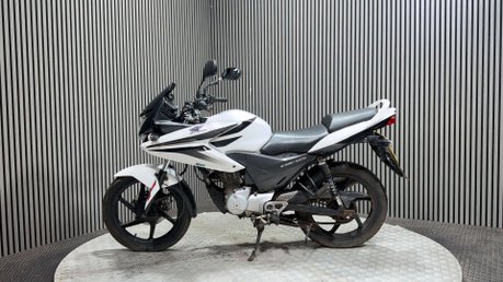 Honda CBF125 CBF125 2010 ONLY 16K LIGHT PROJECT BIKE 125CC 4