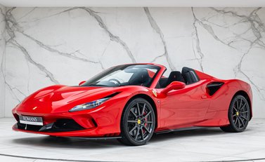 Ferrari F8 Spider 1