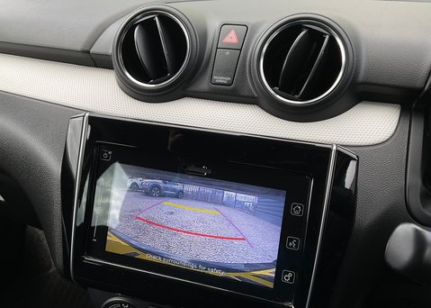 Suzuki Swift SZ-T DUALJET MHEV 16