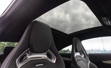 Mercedes-Benz C63 C63 S Premium Plus 14