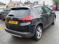 Peugeot 2008 BLUEHDI ALLURE 9