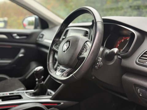 Renault Megane 1.5 dCi Dynamique Nav Sport Tourer Euro 6 (s/s) 5dr 7