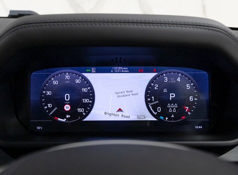 Land Rover Defender 110 HSE P300 19