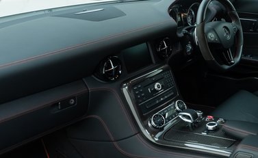 Mercedes-Benz SLS AMG GT 19