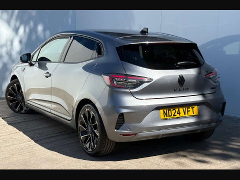 Renault Clio 1.6 Clio Espirit Alpine E-Tech HEV Auto 5dr 47