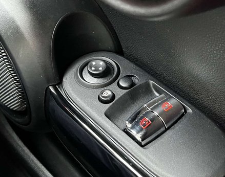 Mini Hatch 2.0 John Cooper Works Auto 3dr 59