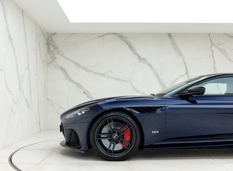 Aston Martin DBS Superleggera 25