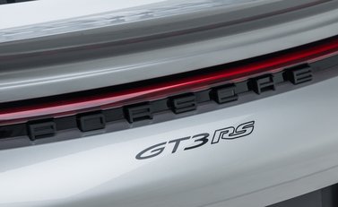 Porsche 911 GT3 RS (992) 40
