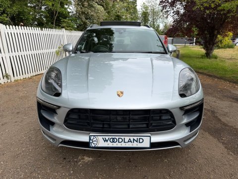 Porsche Macan GTS PDK 8