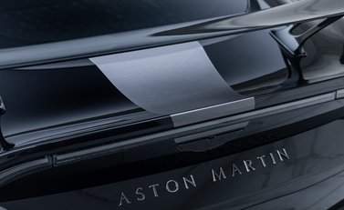Aston Martin Vantage F1 EDITION 42