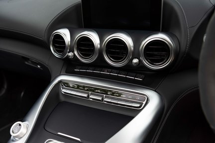 Mercedes-Benz Amg GT C Roadster 27