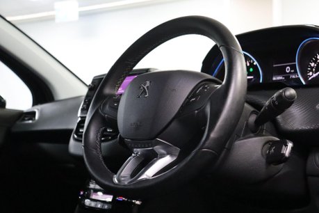Peugeot 2008 PURETECH S/S ALLURE 12