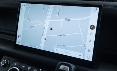 Land Rover Defender 110 V8 CARPATHIAN EDITION Urban 23