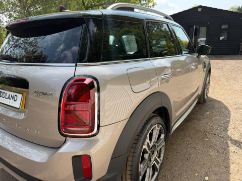 Mini Countryman COOPER EXCLUSIVE 64