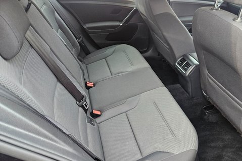 Volkswagen Golf MATCH TDI BLUEMOTION TECHNOLOGY LOOK! £20 TAX!DAB,BLUETOOTH 32