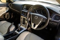 Volvo V40 T3 INSCRIPTION 4