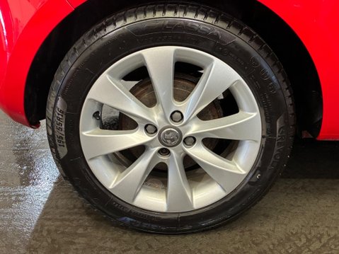 Vauxhall Corsa 1.4i ecoTEC Energy Euro 6 3dr (a/c) 38