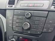 Vauxhall Insignia 1.8 Insignia SRi 5dr 37