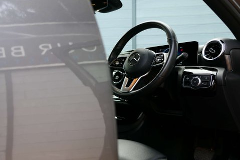 Mercedes-Benz A Class 1.3 A 200 Sport Auto 5dr 4