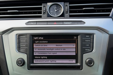 Volkswagen Passat SE BUSINESS TDI BMT DSG - £35 ROAD TAX -ULEZ READY -ADAPTIVE CRUISE CONTROL 46
