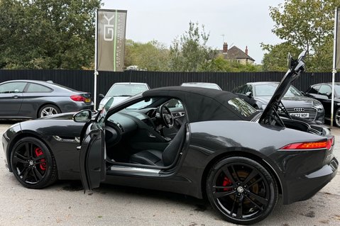 Jaguar F-Type V6 S - NEW ENGINE FITTED BY JAGUAR AT 48K - 13 SERVICES RECORDED 16