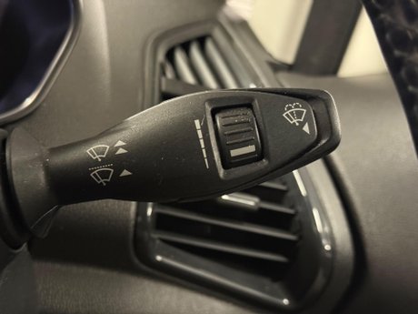 Ford Ecosport 1.0T EcoBoost Titanium 2WD Euro 5 (s/s) 5dr 14