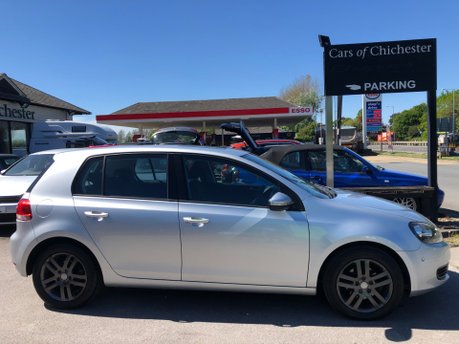 Volkswagen Golf SE 1.6 TDI DSG Automatic Diesel 5DR 76000 miles £170 Road Tax 3