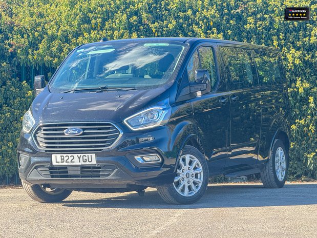Ford Tourneo Custom (Sold) 320 | Titanium | L2| 9 Seater| Manual | Euro 6 | £19,158 + vat 26