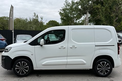 Citroen Berlingo 1000 DRIVER M PURETECH - NO VAT - REAR VIEW CAMERA - LOW MILEAGE 10