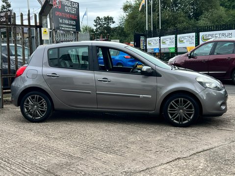 Renault Clio DYNAMIQUE TOMTOM 16V 15