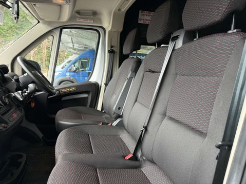 Citroen Relay 2.2 17seat Non-D1 Flexilite WAV Minibus AC Nav Cruise Ramp. 5dr Diesel Manu 19