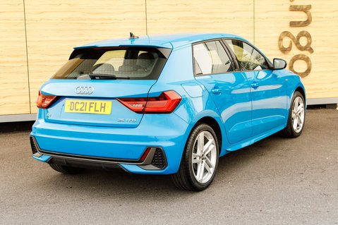 Audi A1 SPORTBACK TFSI S LINE 2