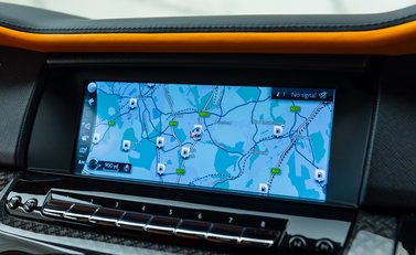 Rolls-Royce Cullinan BLACK BADGE 22