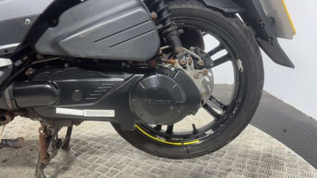 Peugeot Tweet GT 2022 9K RUNS GREAT EASY LIGHT PROJECT BIKE SCOOTER 125CC 23