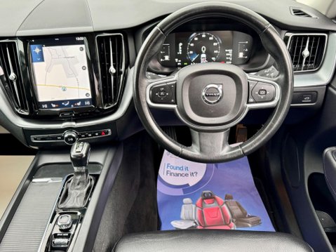 Volvo XC60 2.0 T5 Momentum Auto AWD Euro 6 (s/s) 5dr 2