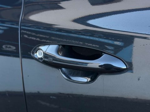 Kia Ceed 1.6 T-GDi GT Tech Euro 5 5dr 25