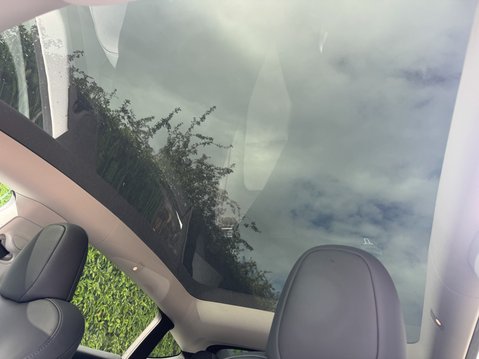 Tesla Model Y (Sold) (Dual Motor) Long Range SUV 5dr Electric Auto 4WDE (384 bhp) 11