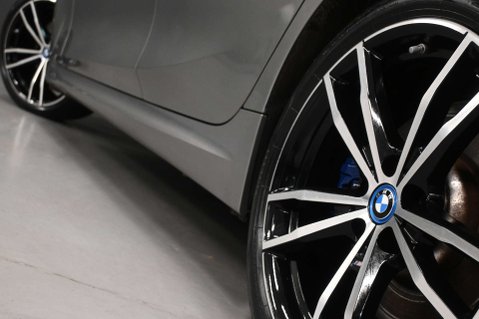 BMW 3 Series 2.0 330e M Sport Professional Edition Auto 5dr 33
