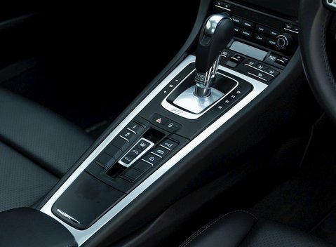 Porsche 911 (991.2) Carrera 4S 18