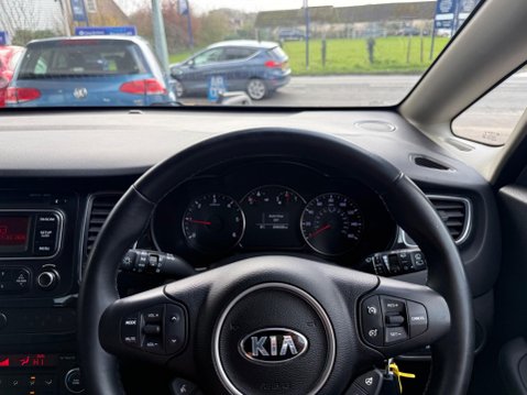 Kia Carens 1.7 CRDi 2 Euro 6 (s/s) 5dr 37