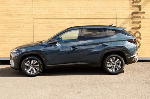 Hyundai TUCSON T-GDI SE CONNECT 9